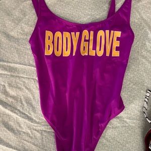 Body Glove swim suit the look logo 90s one piece